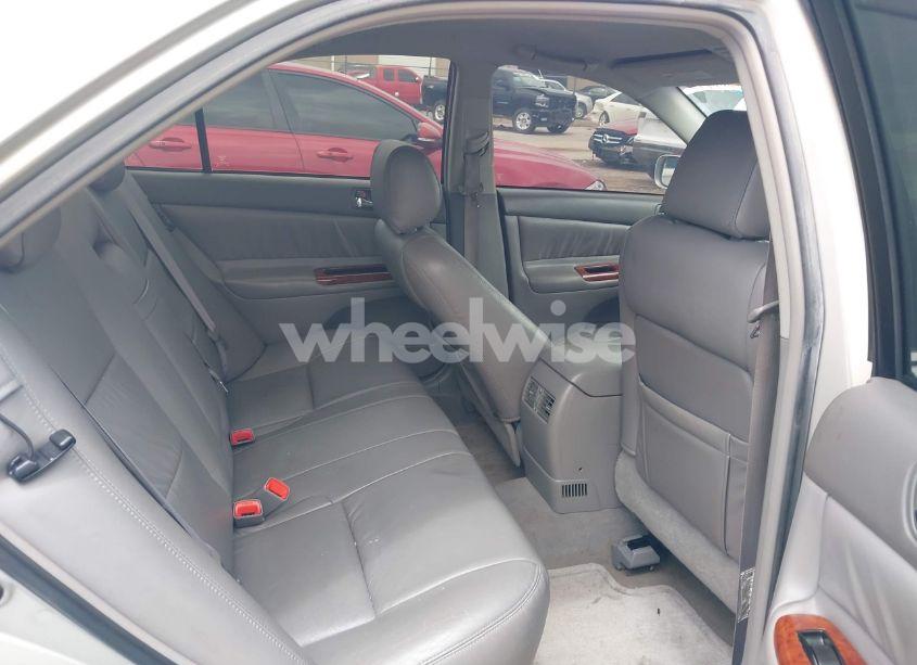 Photo 8 of 2004 Toyota Camry XLE (VIN 4T1BE32K44U810090)