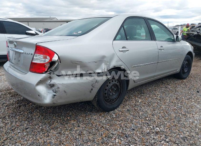 Photo 4 of 2004 Toyota Camry XLE (VIN 4T1BE32K44U816567)