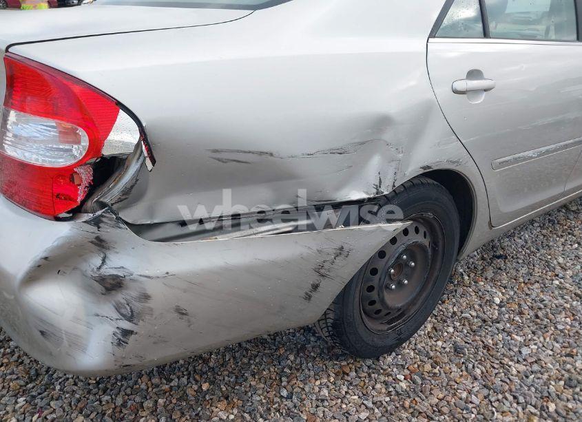 Photo 6 of 2004 Toyota Camry XLE (VIN 4T1BE32K44U816567)