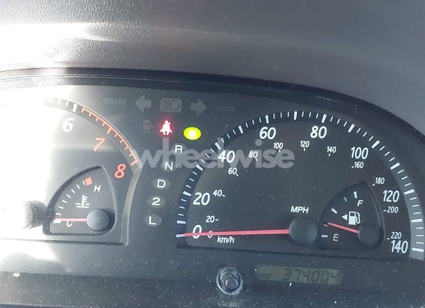 Photo 7 of 2004 Toyota Camry LE (VIN 4T1BE32K44U827701)