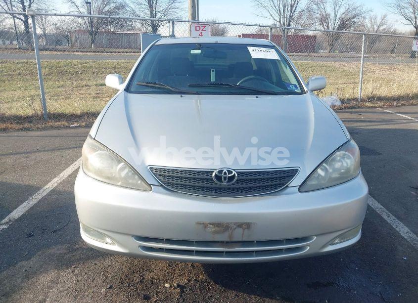 Photo 12 of 2004 Toyota Camry SE (VIN 4T1BE32K44U870600)