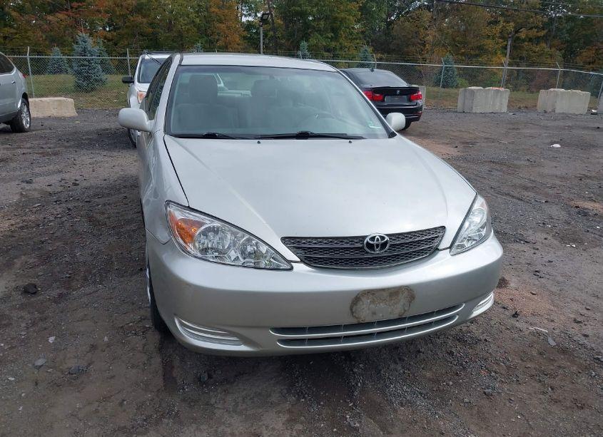 Photo 6 of 2004 Toyota Camry LE (VIN 4T1BE32K44U879247)