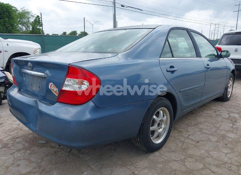 Photo 4 of 2004 Toyota Camry LE (VIN 4T1BE32K44U907483)