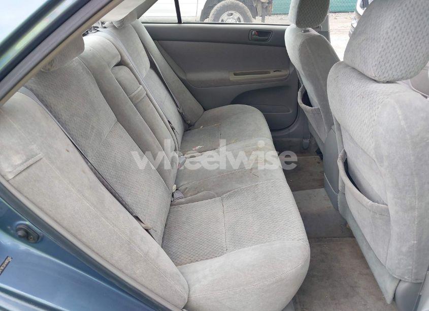 Photo 8 of 2004 Toyota Camry LE (VIN 4T1BE32K44U907483)