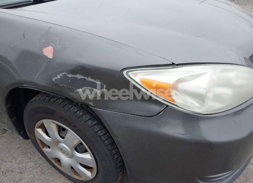 Photo 6 of 2004 Toyota Camry LE (VIN 4T1BE32K44U915003)