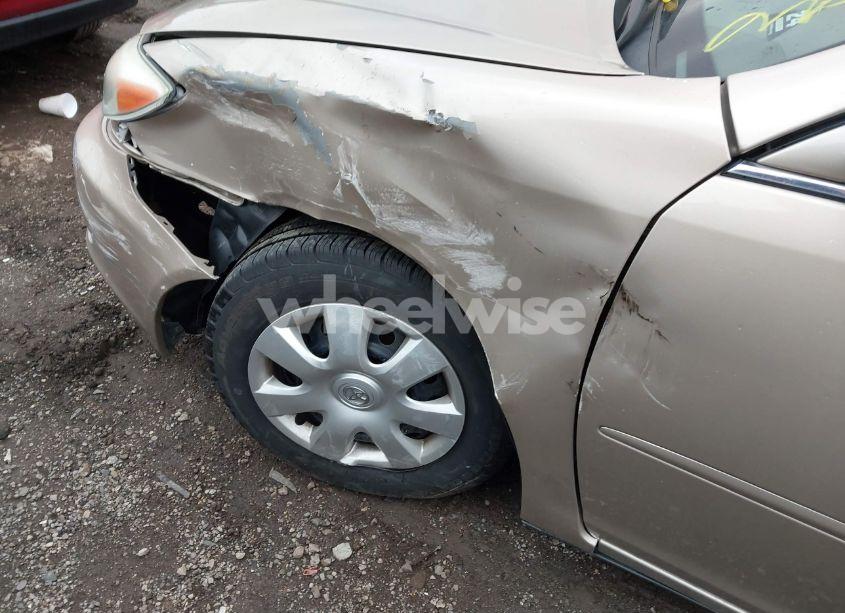 Photo 16 of 2004 Toyota Camry LE (VIN 4T1BE32K44U922100)