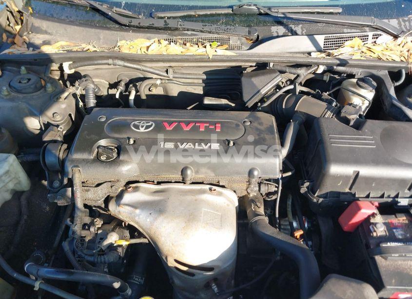 Photo 10 of 2004 Toyota Camry LE (VIN 4T1BE32K44U928799)