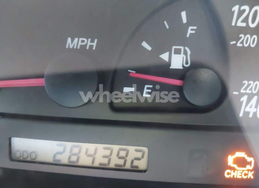 Photo 7 of 2004 Toyota Camry LE (VIN 4T1BE32K44U928799)