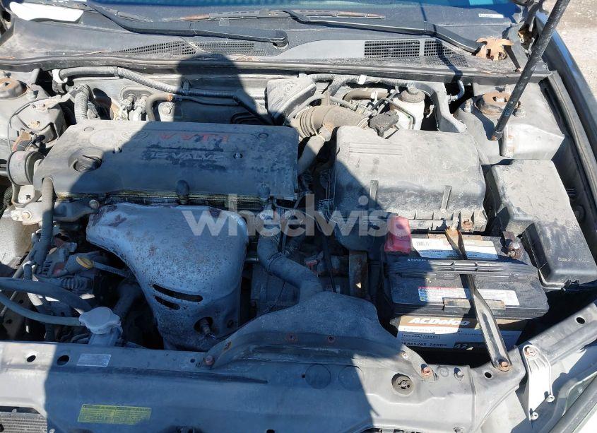 Photo 10 of 2004 Toyota Camry LE (VIN 4T1BE32K44U935784)