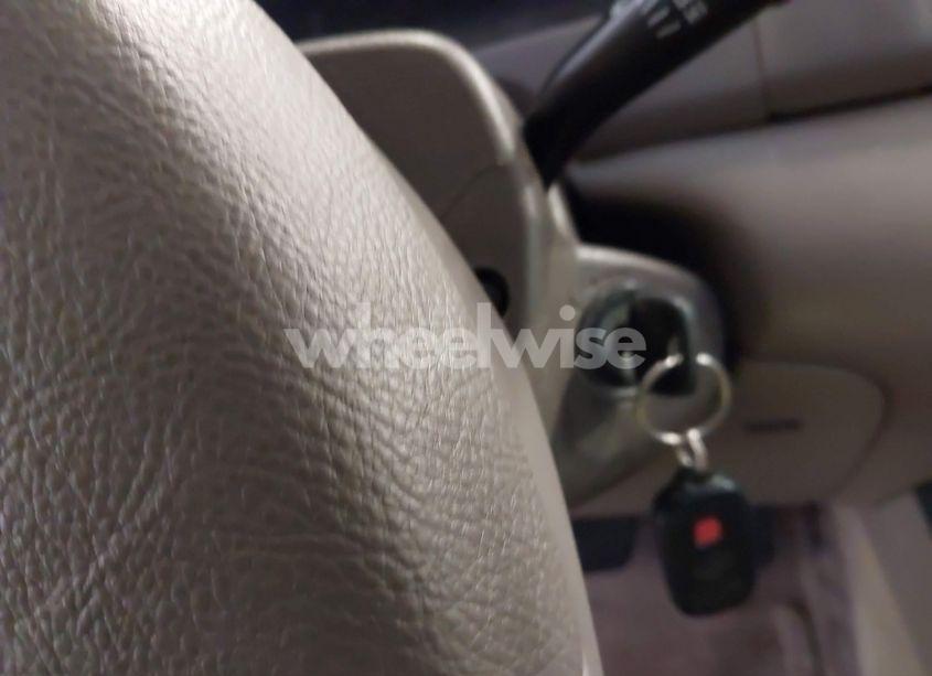 Photo 11 of 2005 Toyota Camry LE/SE/STD/XLE (VIN 4T1BE32K454005904)