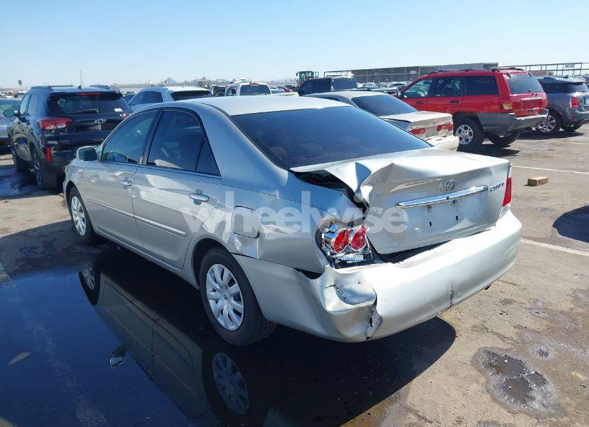 Photo 6 of 2005 Toyota Camry LE (VIN 4T1BE32K45U004834)