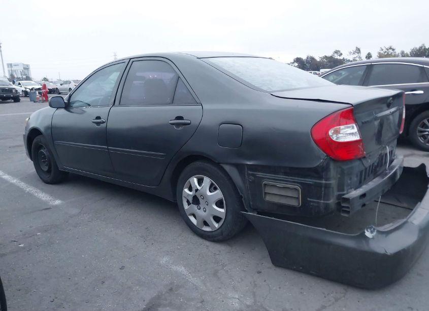 Photo 15 of 2005 Toyota Camry LE (VIN 4T1BE32K45U040085)