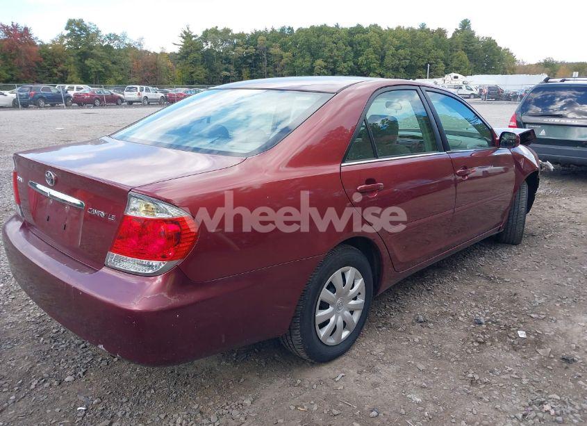 Photo 4 of 2005 Toyota Camry LE (VIN 4T1BE32K45U079677)