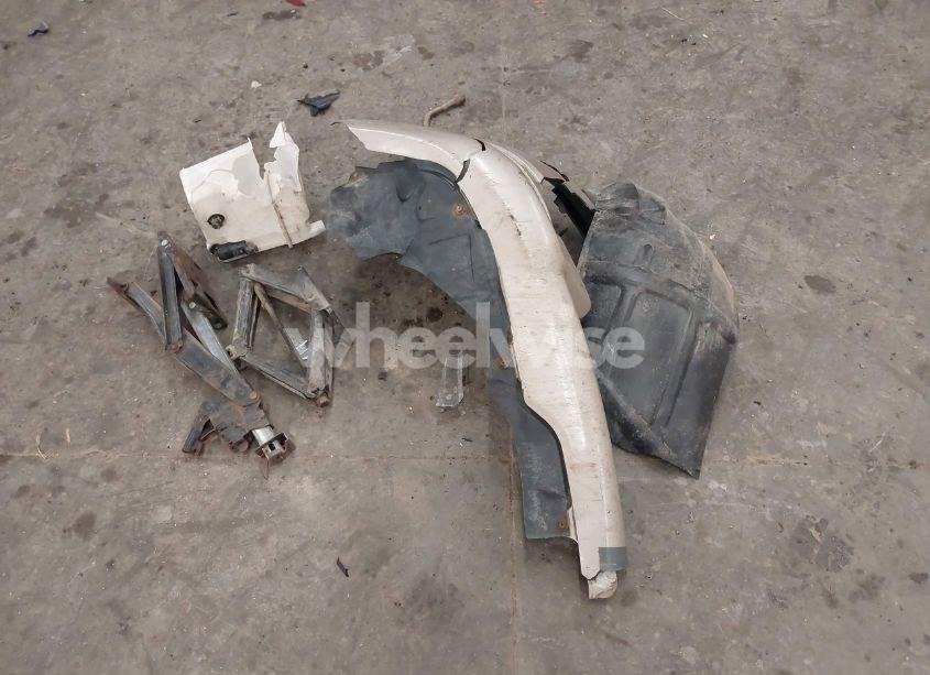Photo 12 of 2005 Toyota Camry LE (VIN 4T1BE32K45U081669)