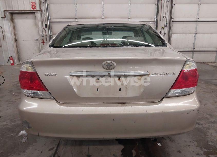 Photo 17 of 2005 Toyota Camry LE (VIN 4T1BE32K45U081669)