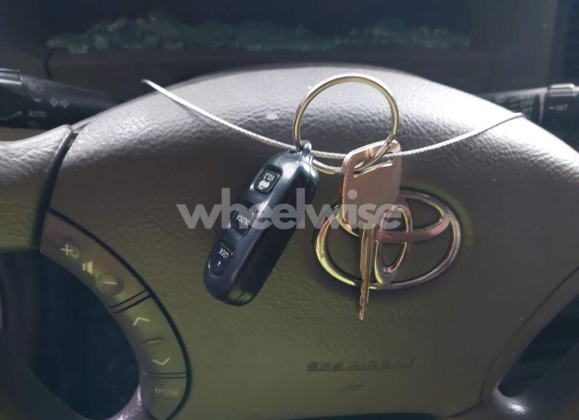 Photo 11 of 2005 Toyota Camry LE (VIN 4T1BE32K45U082479)