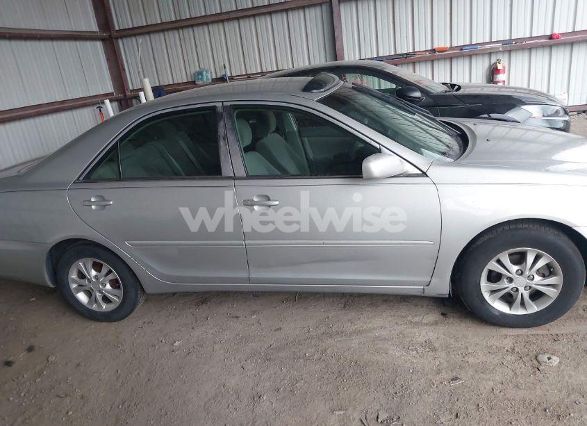 Photo 13 of 2005 Toyota Camry LE (VIN 4T1BE32K45U082479)