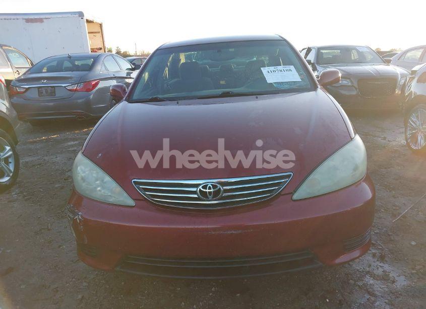Photo 12 of 2005 Toyota Camry LE (VIN 4T1BE32K45U392051)