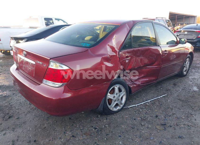 Photo 4 of 2005 Toyota Camry LE (VIN 4T1BE32K45U392051)