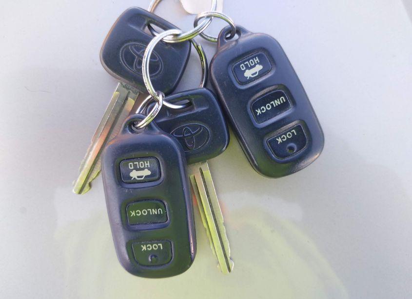 Photo 11 of 2005 Toyota Camry LE (VIN 4T1BE32K45U396018)