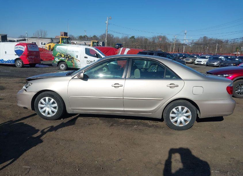 Photo 14 of 2005 Toyota Camry LE (VIN 4T1BE32K45U396018)
