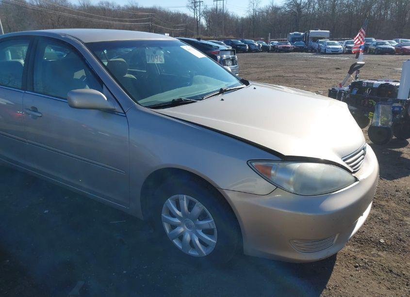 Photo 18 of 2005 Toyota Camry LE (VIN 4T1BE32K45U396018)