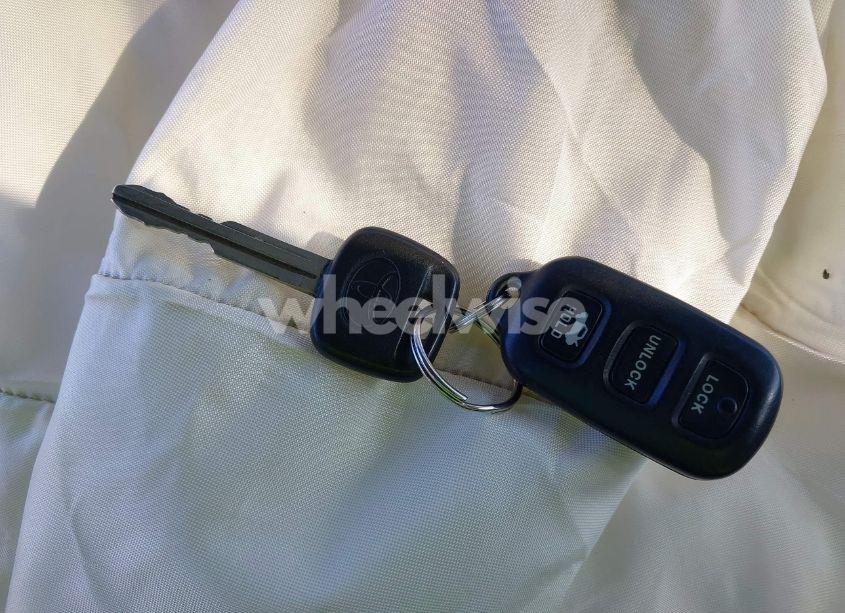 Photo 11 of 2005 Toyota Camry LE (VIN 4T1BE32K45U399372)