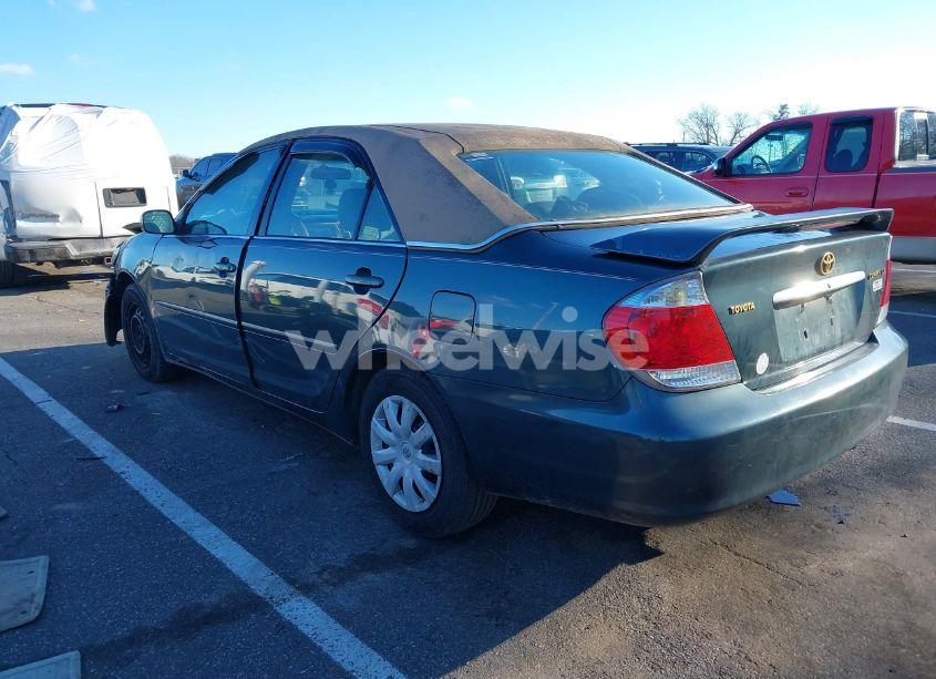 Photo 3 of 2005 Toyota Camry LE (VIN 4T1BE32K45U399372)
