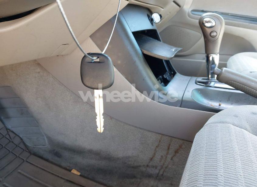 Photo 11 of 2005 Toyota Camry LE (VIN 4T1BE32K45U409902)