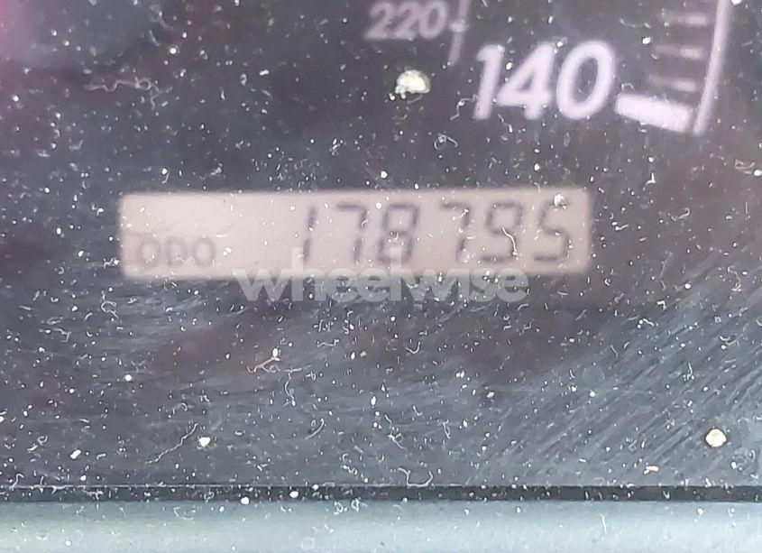Photo 7 of 2005 Toyota Camry LE (VIN 4T1BE32K45U409902)