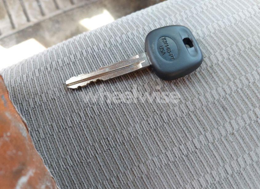 Photo 11 of 2005 Toyota Camry LE/SE/STD/XLE (VIN 4T1BE32K45U411598)