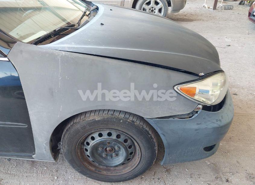 Photo 12 of 2005 Toyota Camry LE/SE/STD/XLE (VIN 4T1BE32K45U411598)