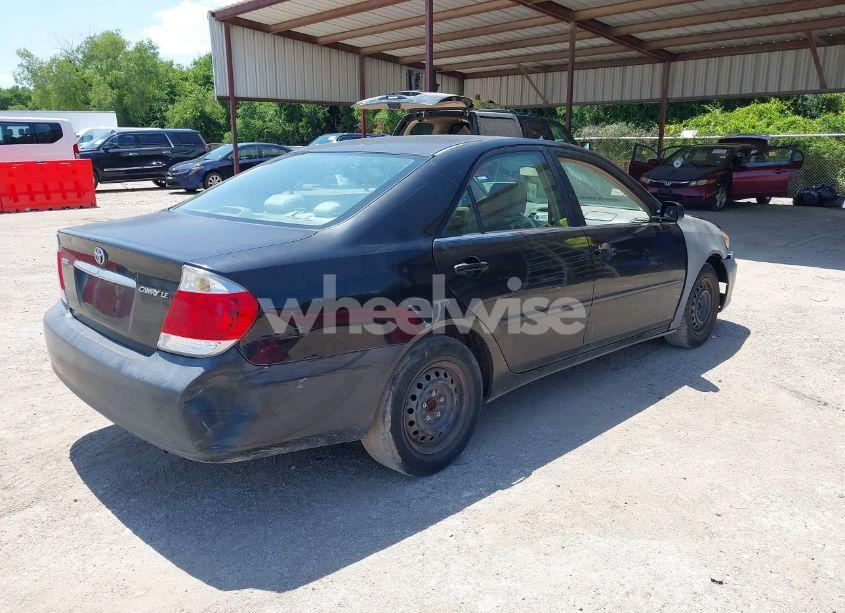 Photo 4 of 2005 Toyota Camry LE/SE/STD/XLE (VIN 4T1BE32K45U411598)
