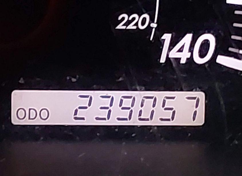 Photo 15 of 2005 Toyota Camry LE (VIN 4T1BE32K45U507554)