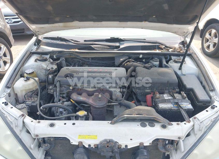 Photo 10 of 2005 Toyota Camry LE (VIN 4T1BE32K45U573683)