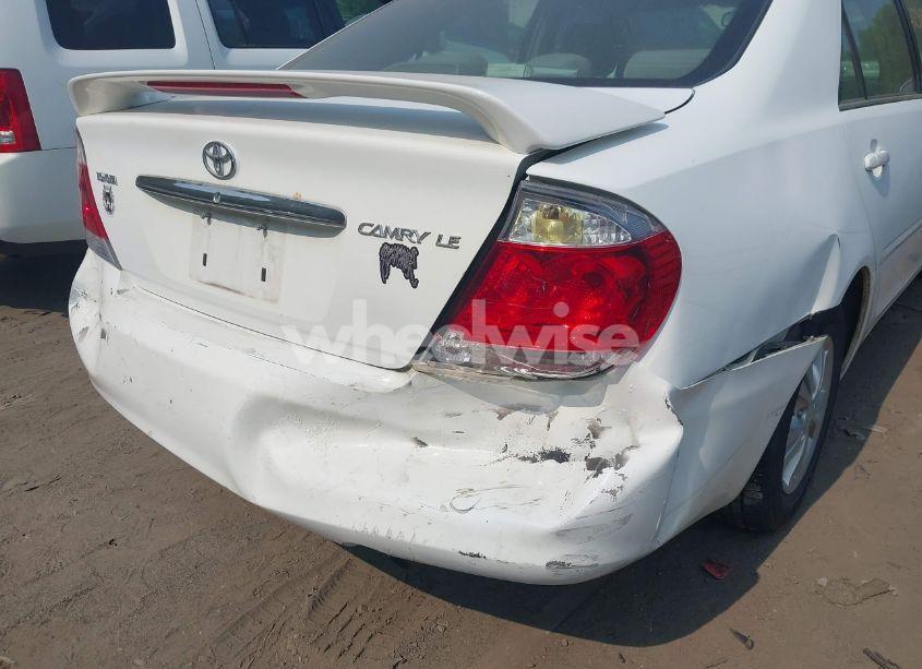 Photo 6 of 2005 Toyota Camry LE (VIN 4T1BE32K45U573683)