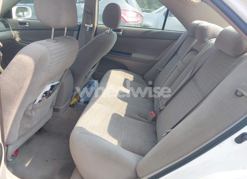 Photo 8 of 2005 Toyota Camry LE (VIN 4T1BE32K45U573683)
