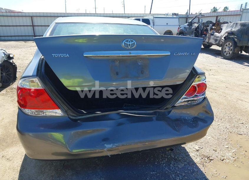 Photo 6 of 2005 Toyota Camry LE (VIN 4T1BE32K45U588524)