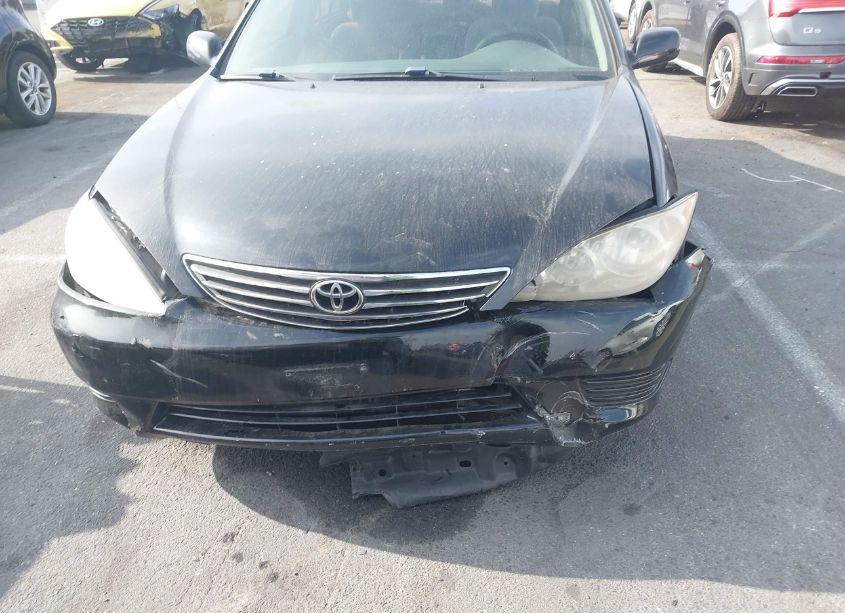 Photo 6 of 2005 Toyota Camry LE (VIN 4T1BE32K45U589477)