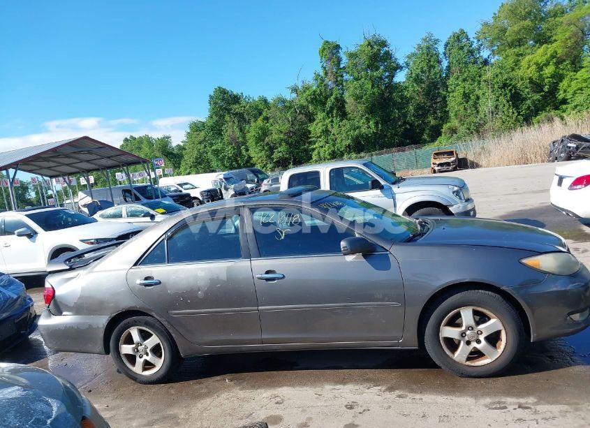 Photo 13 of 2005 Toyota Camry SE (VIN 4T1BE32K45U970469)