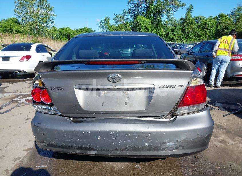 Photo 16 of 2005 Toyota Camry SE (VIN 4T1BE32K45U970469)