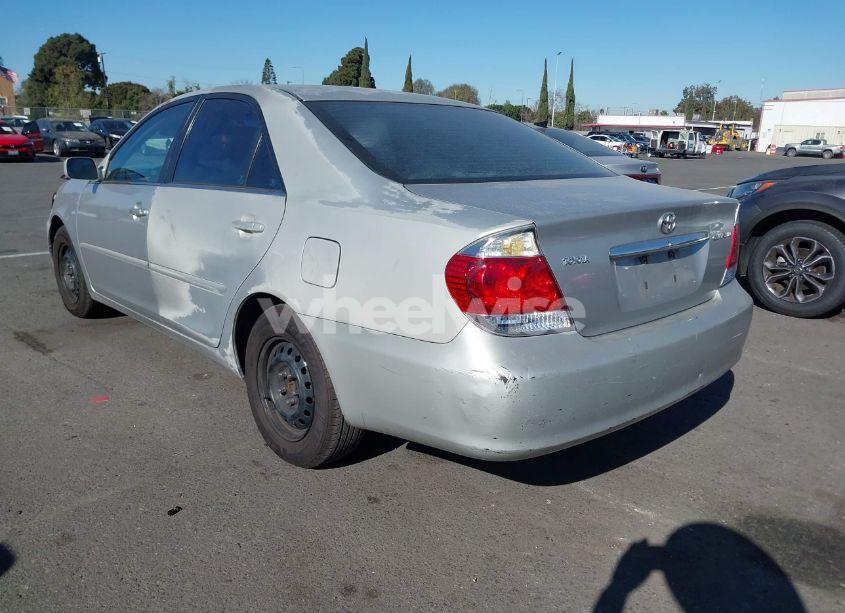 Photo 3 of 2006 Toyota Camry LE (VIN 4T1BE32K46U104286)