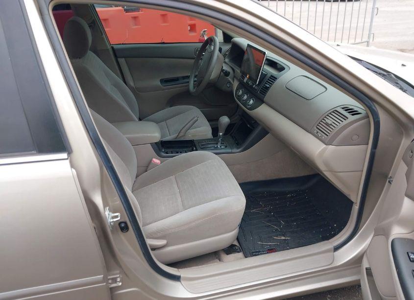 Photo 5 of 2006 Toyota Camry LE (VIN 4T1BE32K46U108449)