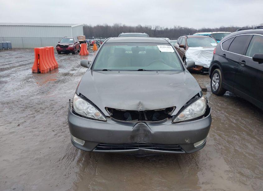 Photo 12 of 2006 Toyota Camry XLE (VIN 4T1BE32K46U687555)