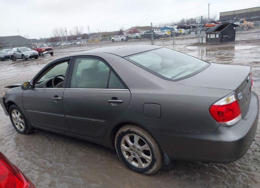 Photo 14 of 2006 Toyota Camry XLE (VIN 4T1BE32K46U687555)