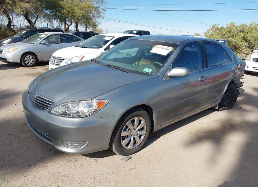Photo 2 of 2006 Toyota Camry LE (VIN 4T1BE32K46U700613)