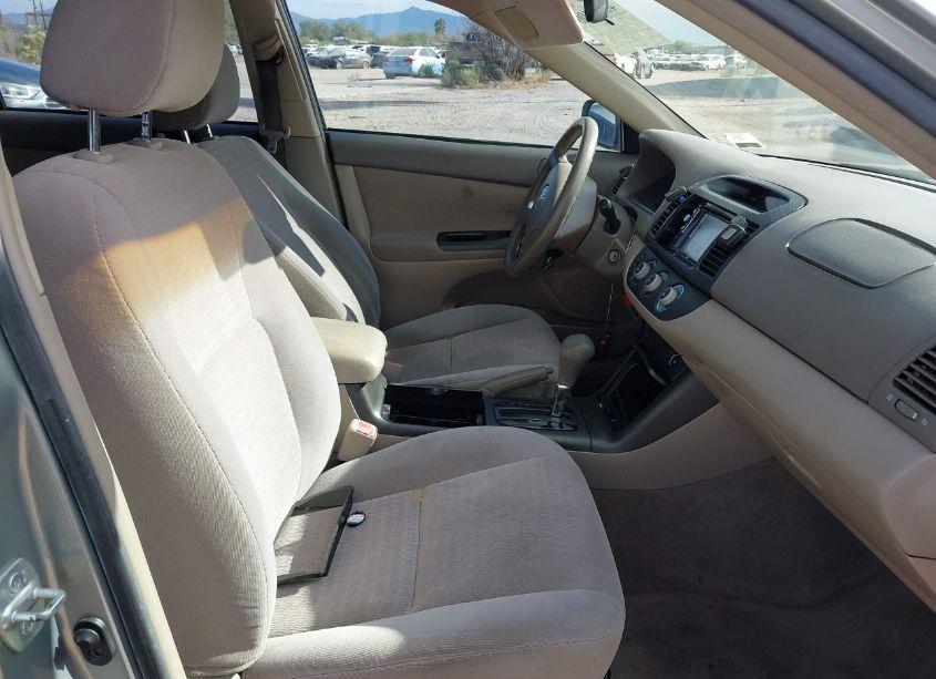 Photo 5 of 2006 Toyota Camry LE (VIN 4T1BE32K46U700613)