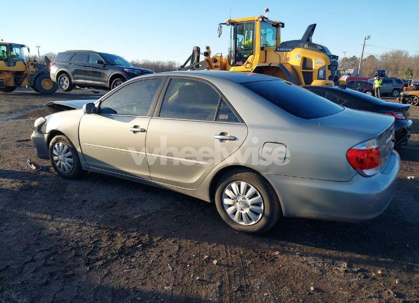 Photo 3 of 2006 Toyota Camry LE (VIN 4T1BE32K46U710025)
