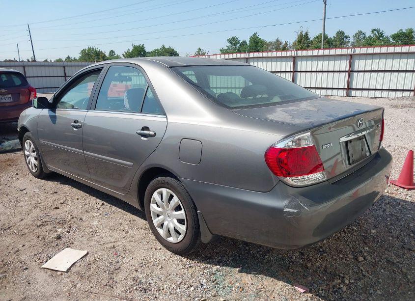 Photo 3 of 2006 Toyota Camry STD (VIN 4T1BE32K46U722921)