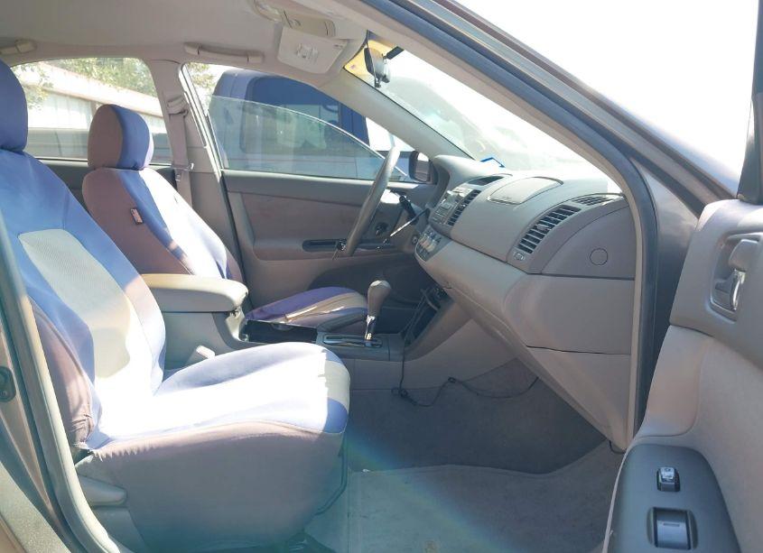 Photo 5 of 2006 Toyota Camry STD (VIN 4T1BE32K46U722921)